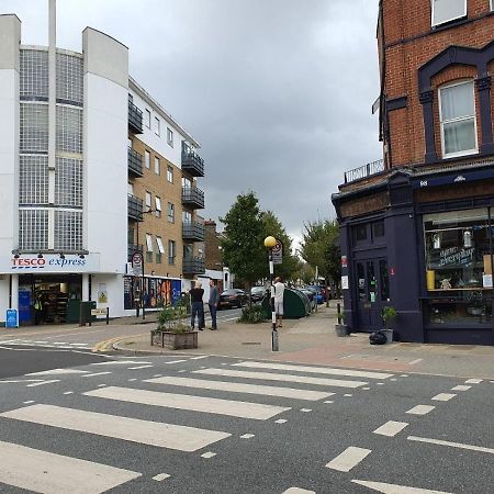63B Willesden Lane Two Bed Apartment Londra Esterno foto